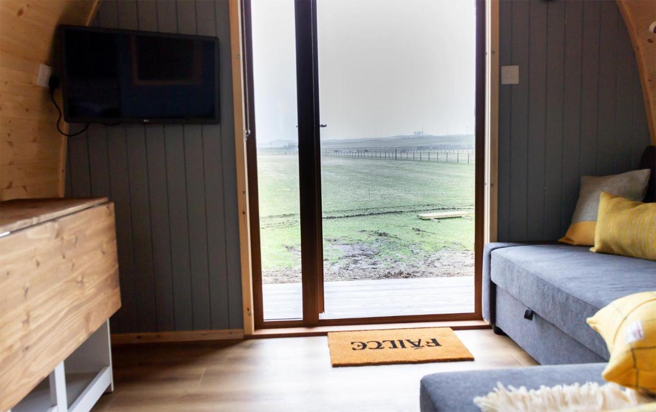 Air A' Chroit Luxury Pods Apartment Paible ภายนอก รูปภาพ